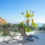 Modern Apartment With Pool In Benalmadena Ref 47